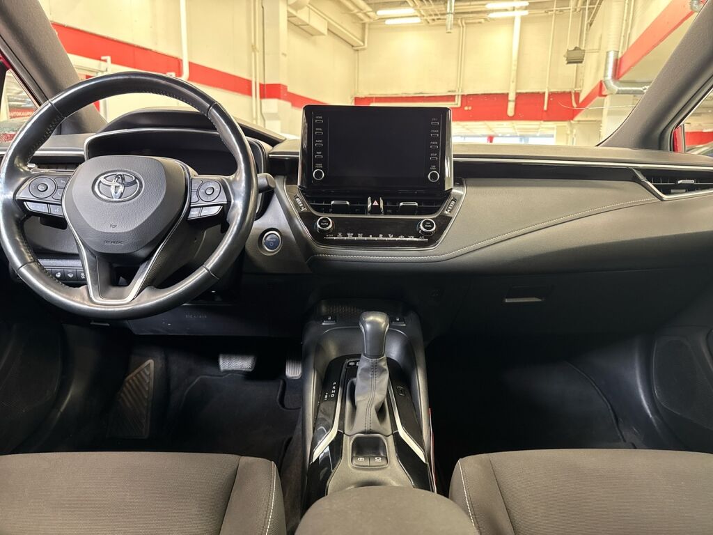 Toyota Corolla 2019 Punainen