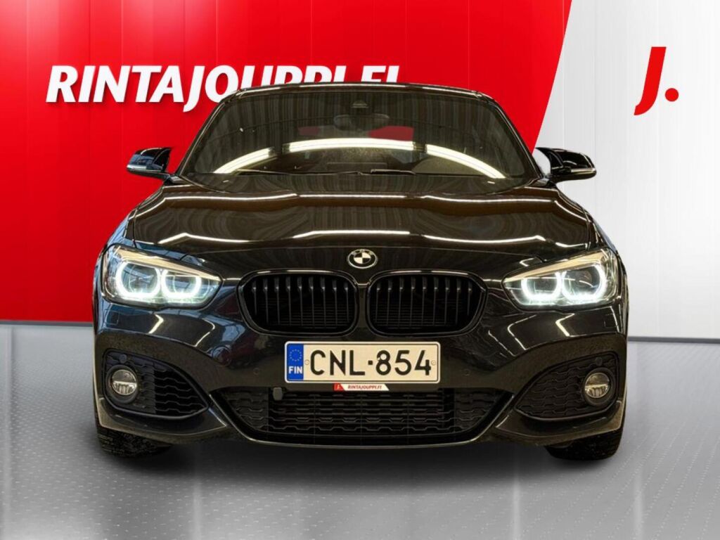 BMW 118 2019 Musta