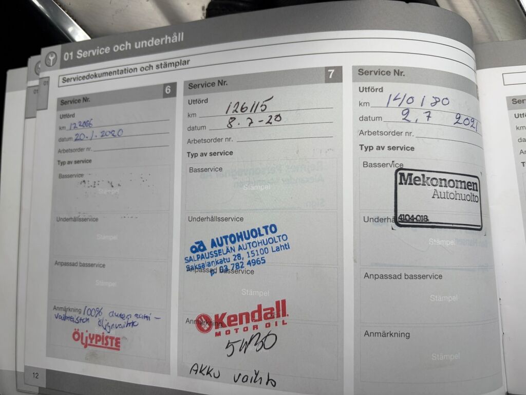 Volvo V70 2014 Sininen