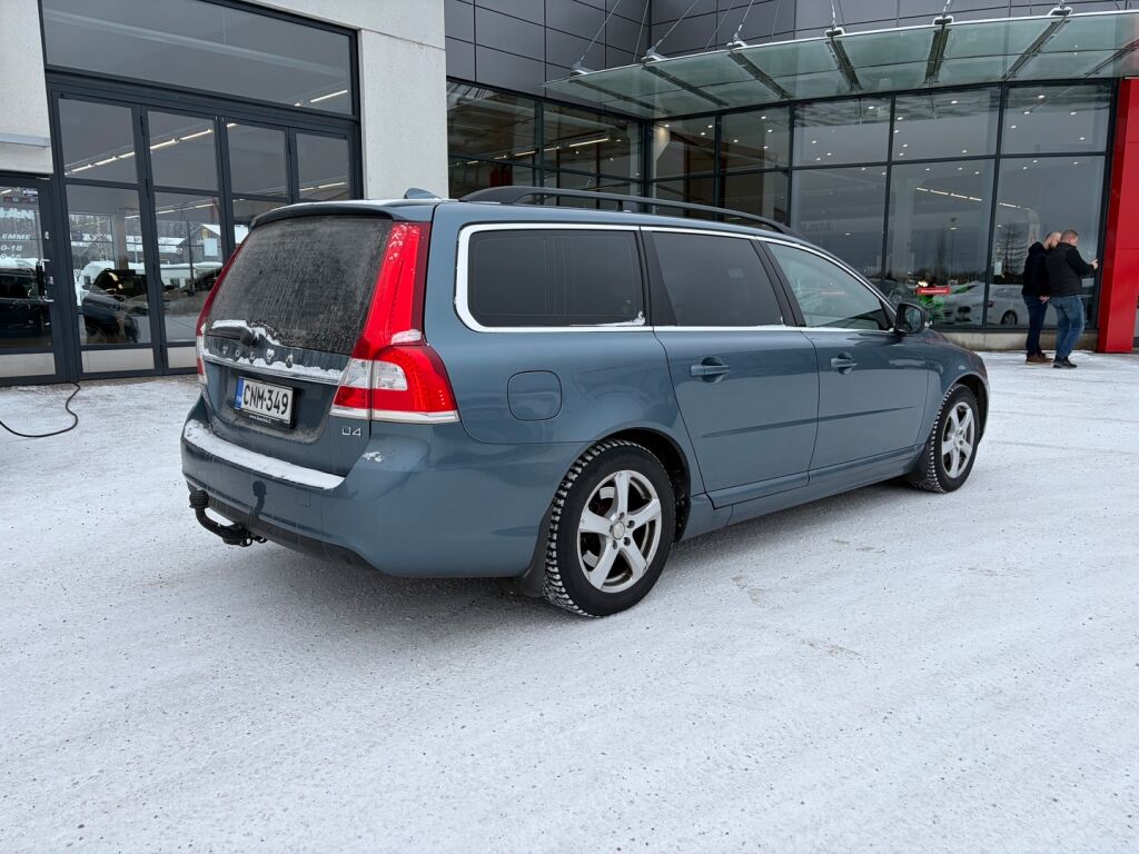 Volvo V70 2014 Sininen