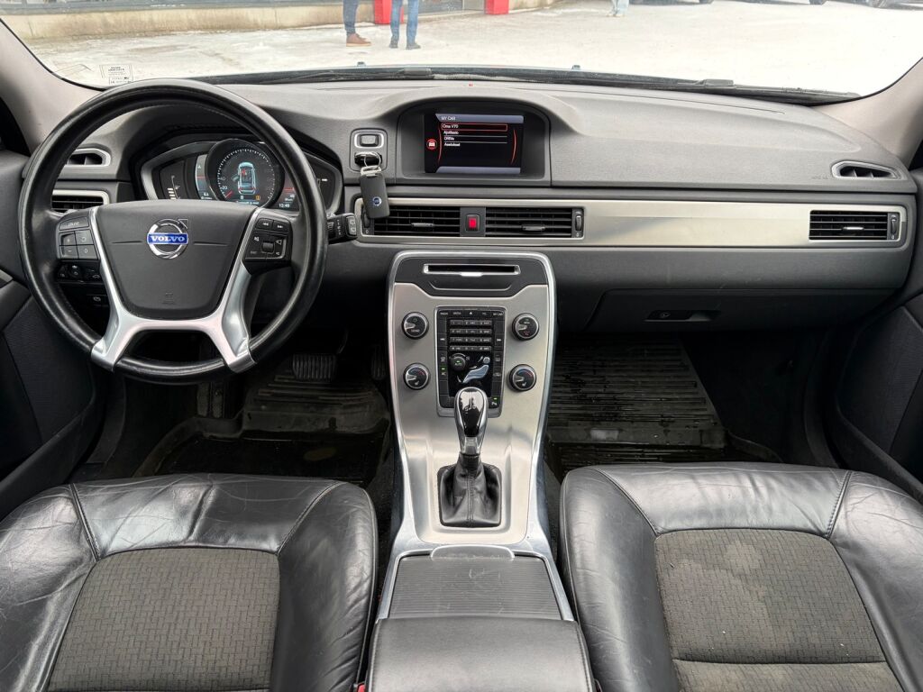 Volvo V70 2014 Sininen