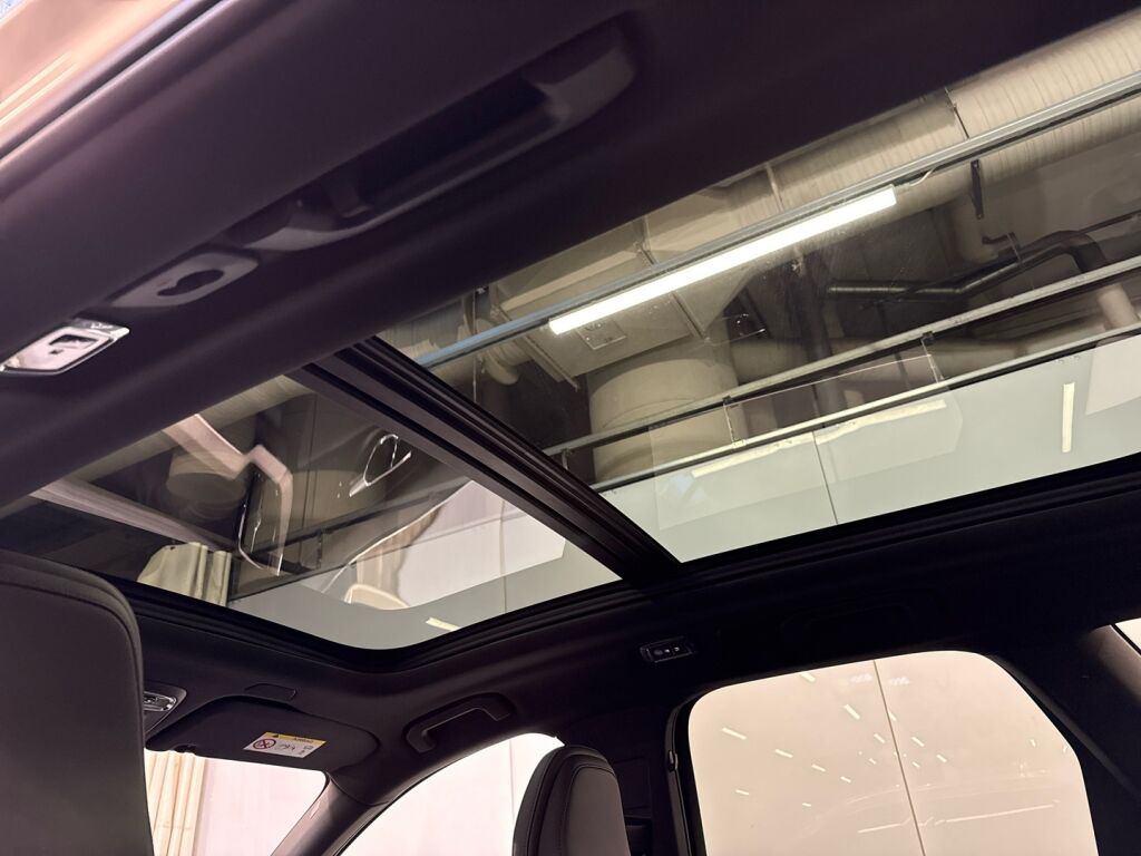 Volvo XC60 2019 Ruskea (beige)