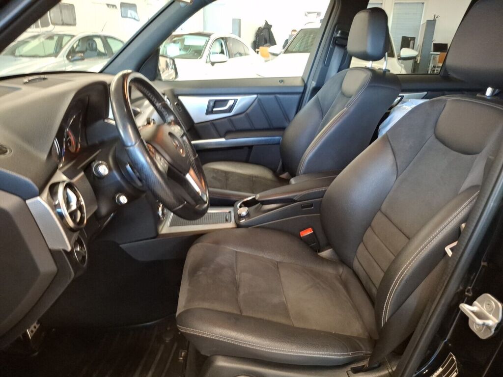 Mercedes-Benz GLK 2013 Musta