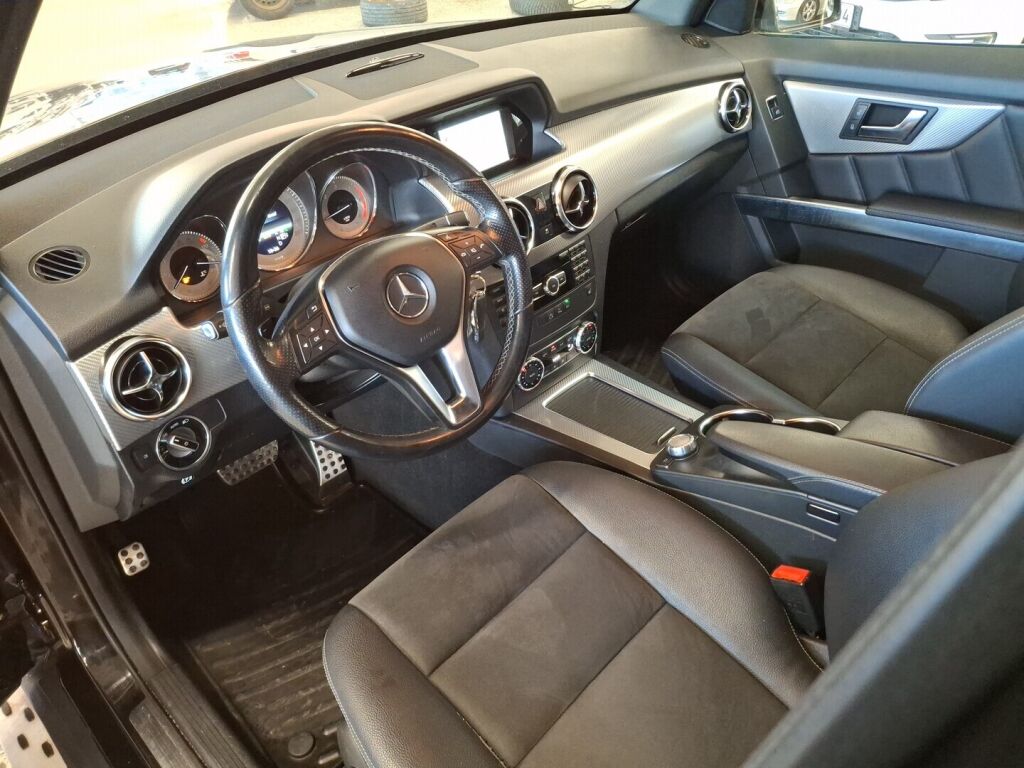 Mercedes-Benz GLK 2013 Musta