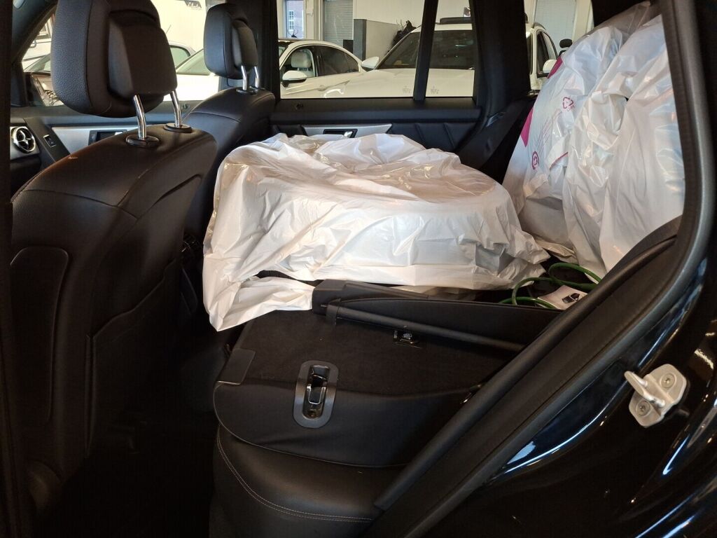 Mercedes-Benz GLK 2013 Musta