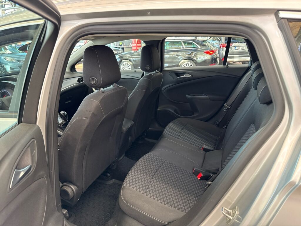 Opel Astra 2019 Hopea