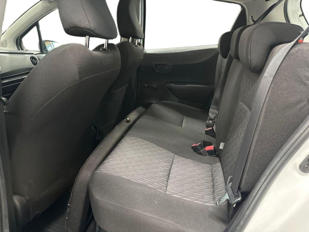 Toyota Yaris 2014 Valkoinen