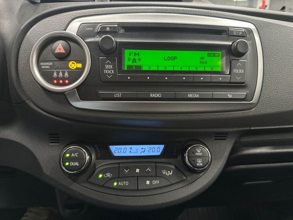 Toyota Yaris 2014 Valkoinen