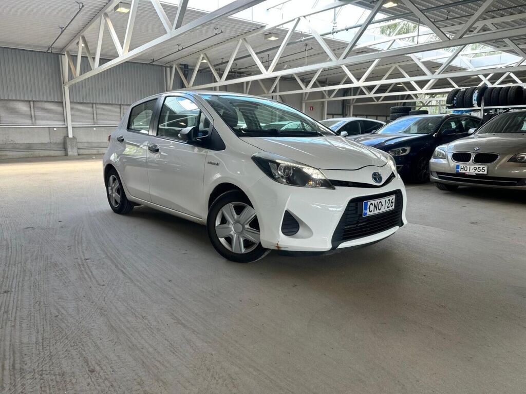 Toyota Yaris 2014 Valkoinen