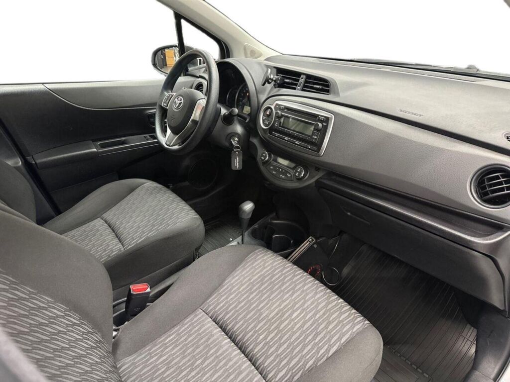 Toyota Yaris 2014 Valkoinen
