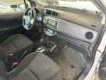 Toyota Yaris 2014 Valkoinen