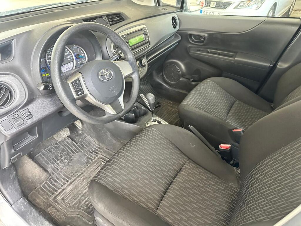 Toyota Yaris 2014 Valkoinen