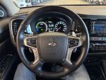 Mitsubishi Outlander PHEV 2016 Punainen