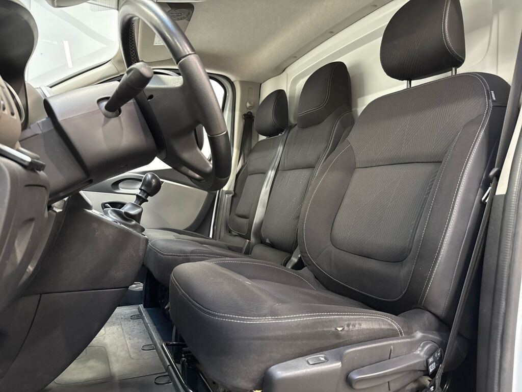 Nissan NV300 2020 Valkoinen