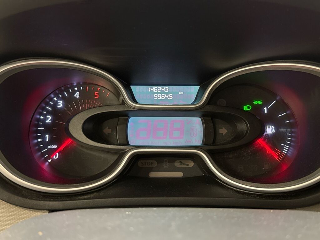 Nissan NV300 2020 Valkoinen