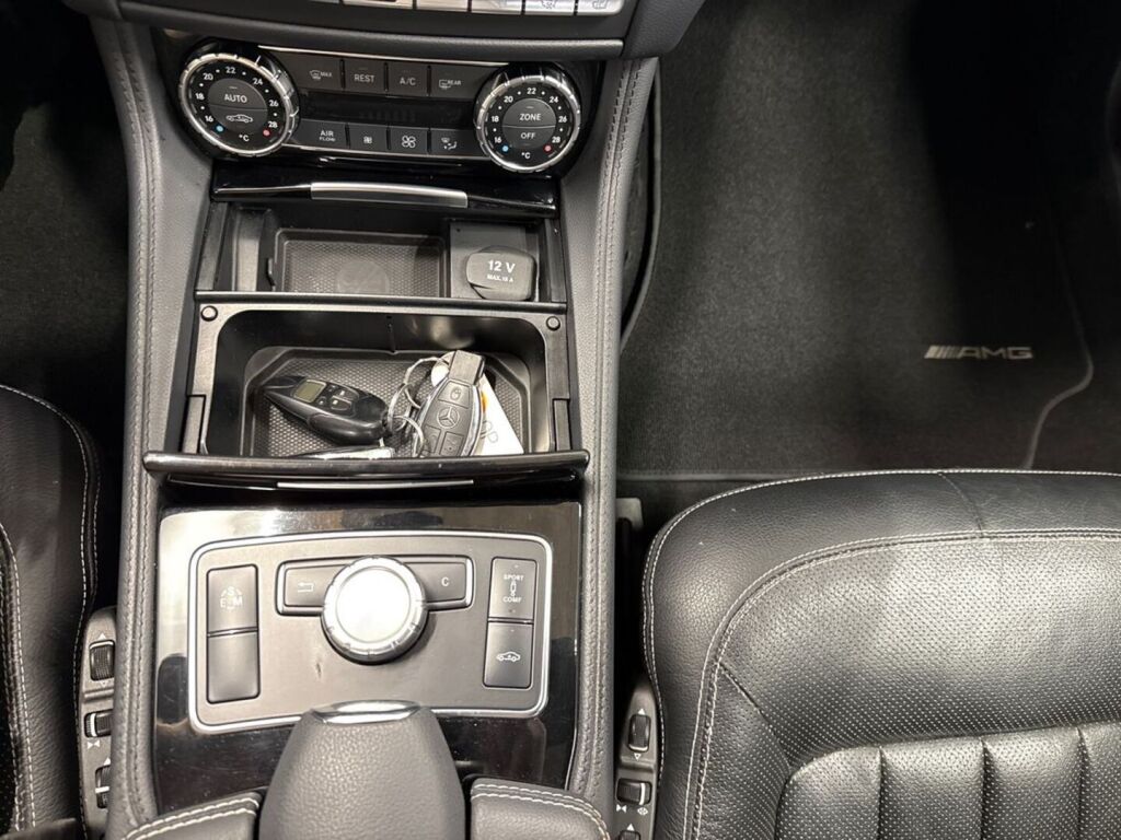 Mercedes-Benz CLS 2011 Valkoinen