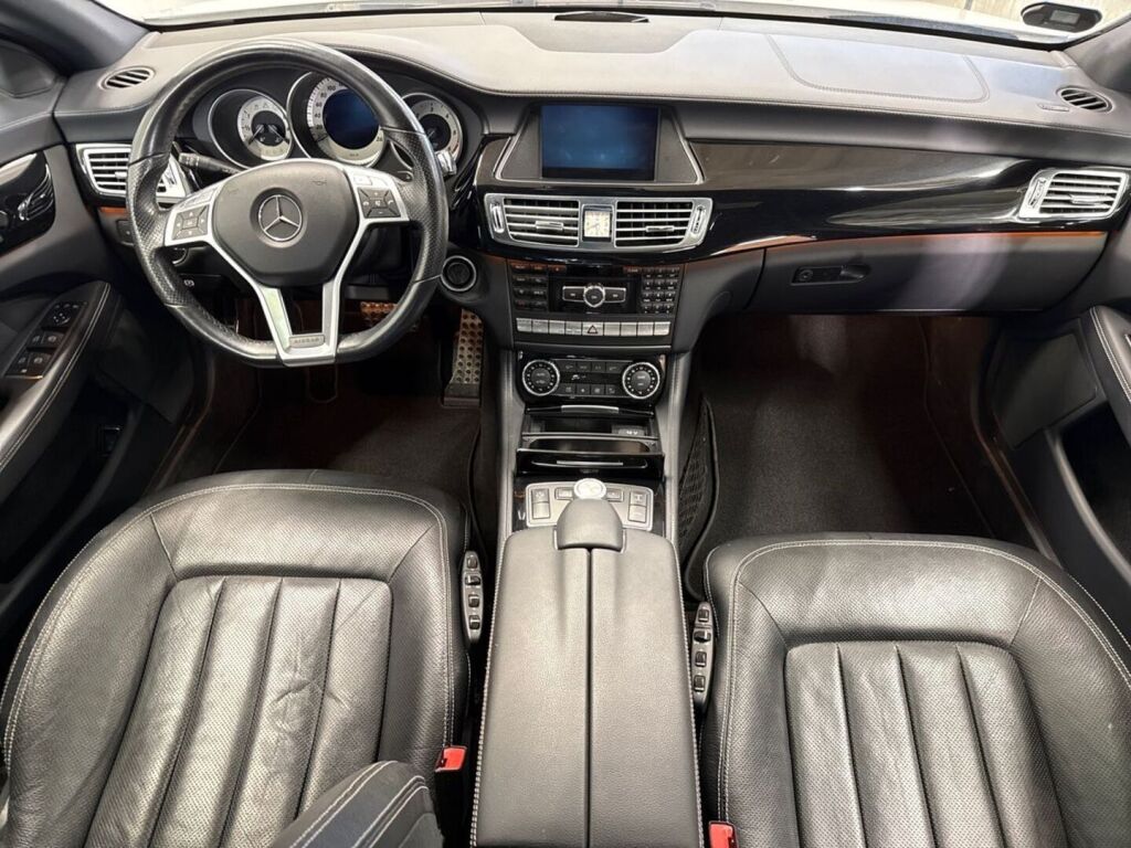 Mercedes-Benz CLS 2011 Valkoinen