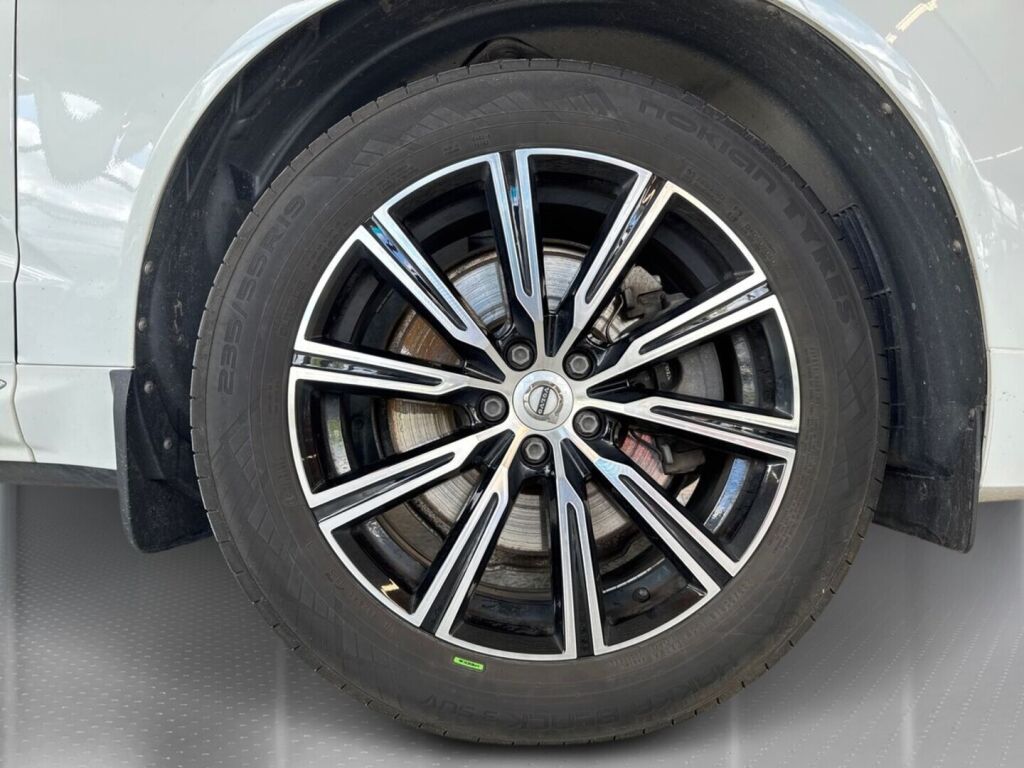 Volvo XC60 2020 Valkoinen