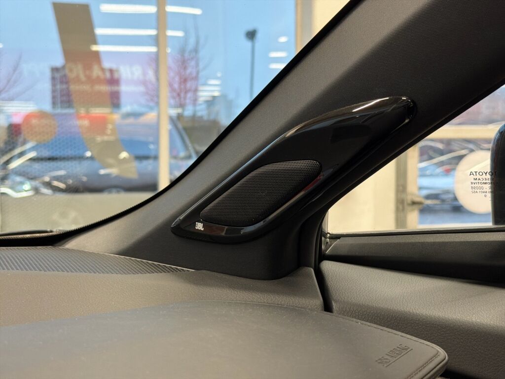 Toyota C-HR 2019 Harmaa