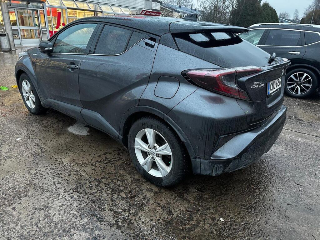 Toyota C-HR 2019 Harmaa