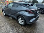 Toyota C-HR 2019 Harmaa