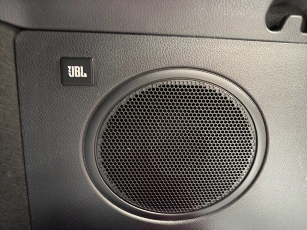 Toyota C-HR 2019 Harmaa