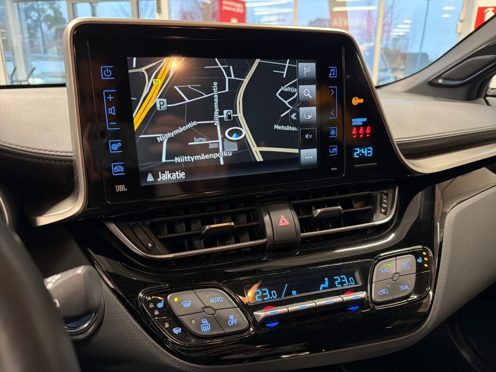 Toyota C-HR 2019 Harmaa