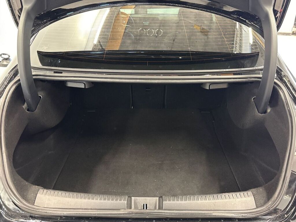Mercedes-Benz CLA 2020 Musta