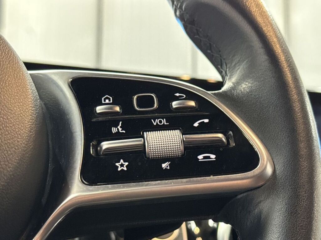 Mercedes-Benz CLA 2020 Musta