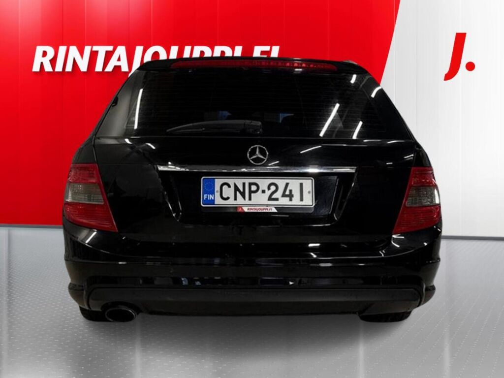 Mercedes-Benz C 2010 Musta