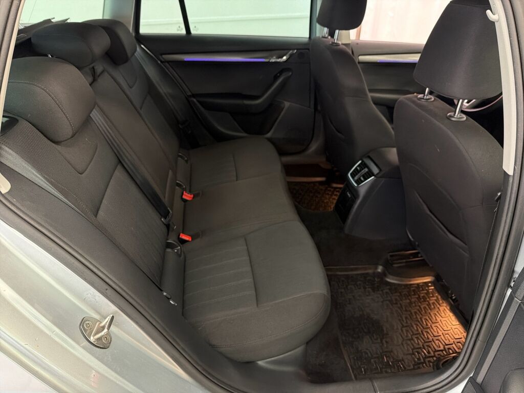 Skoda Octavia 2020 Harmaa