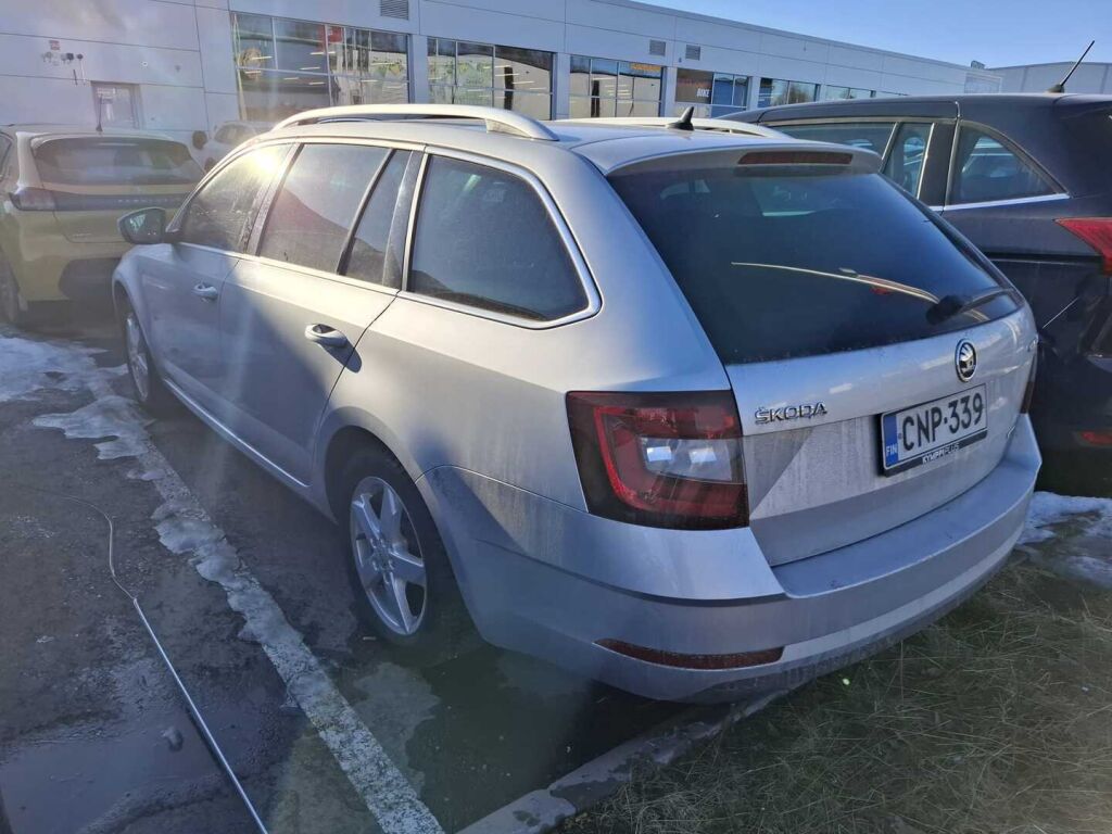 Skoda Octavia 2020 Harmaa