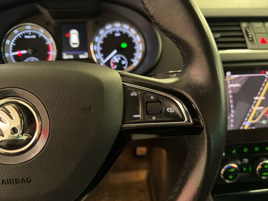 Skoda Octavia 2020 Harmaa