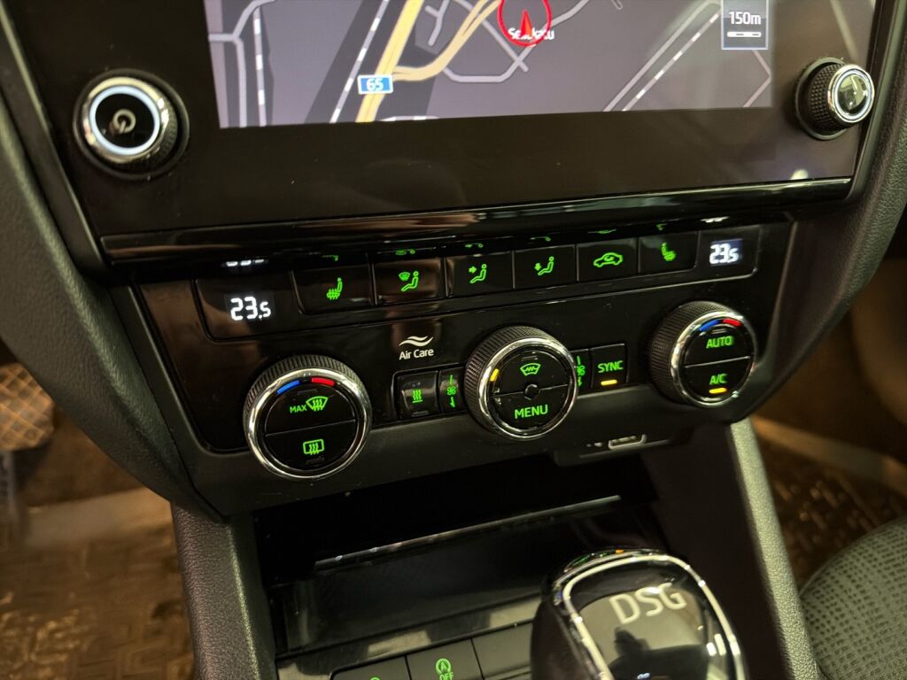 Skoda Octavia 2020 Harmaa