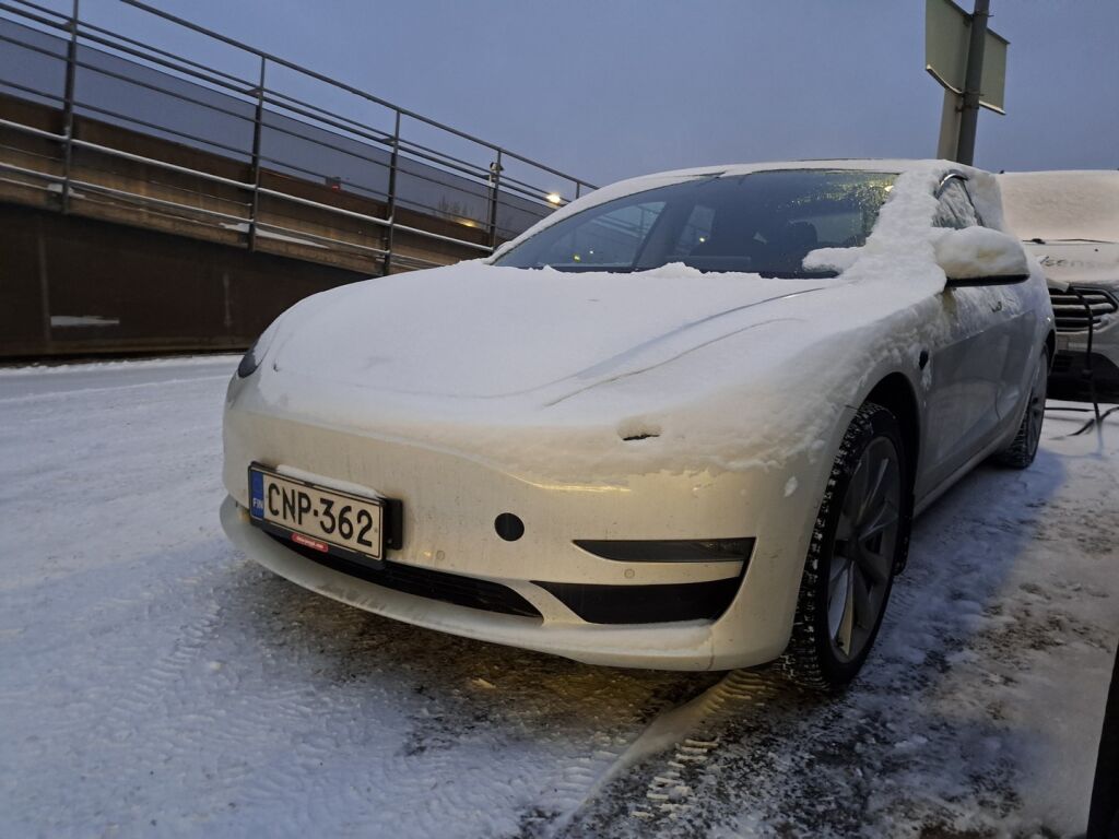 Tesla Model 3 2019 Valkoinen