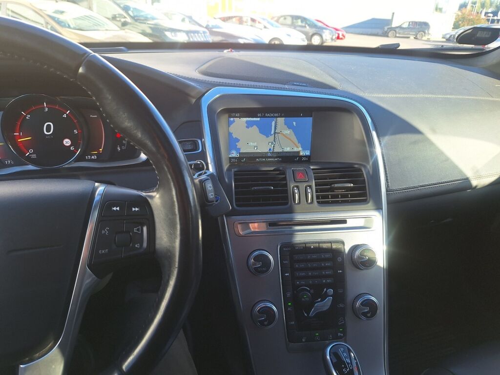 Volvo XC60 2016 Harmaa
