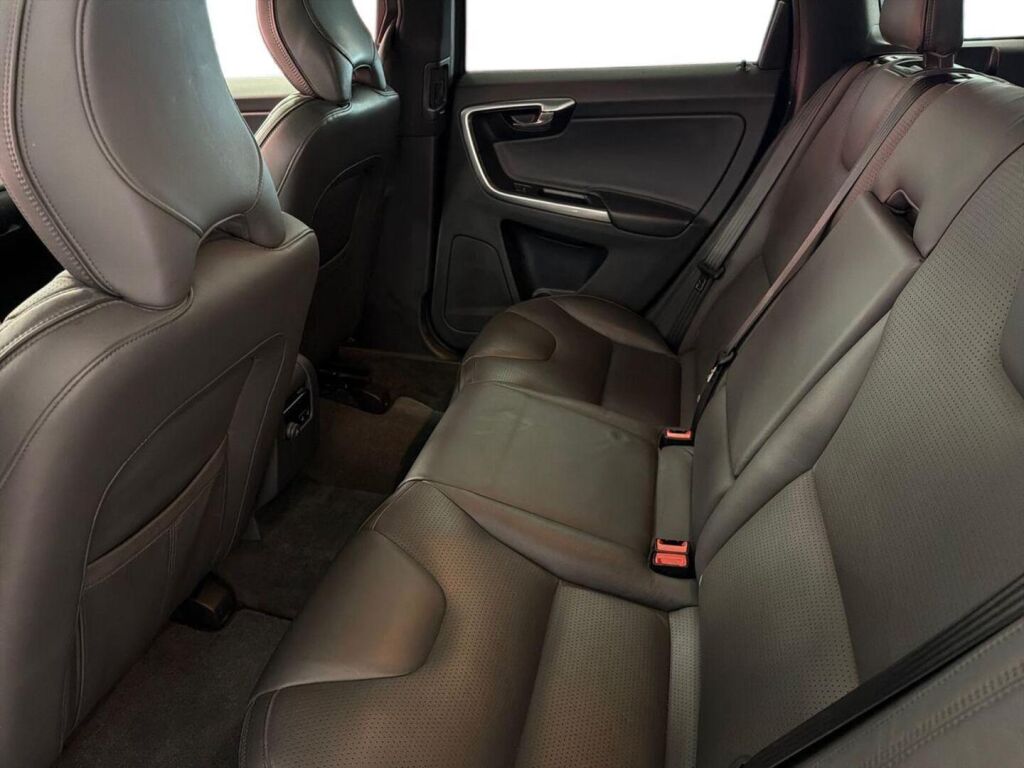 Volvo XC60 2016 Harmaa