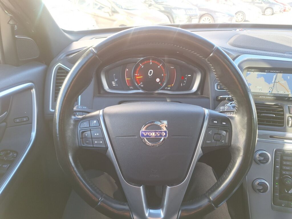 Volvo XC60 2016 Harmaa