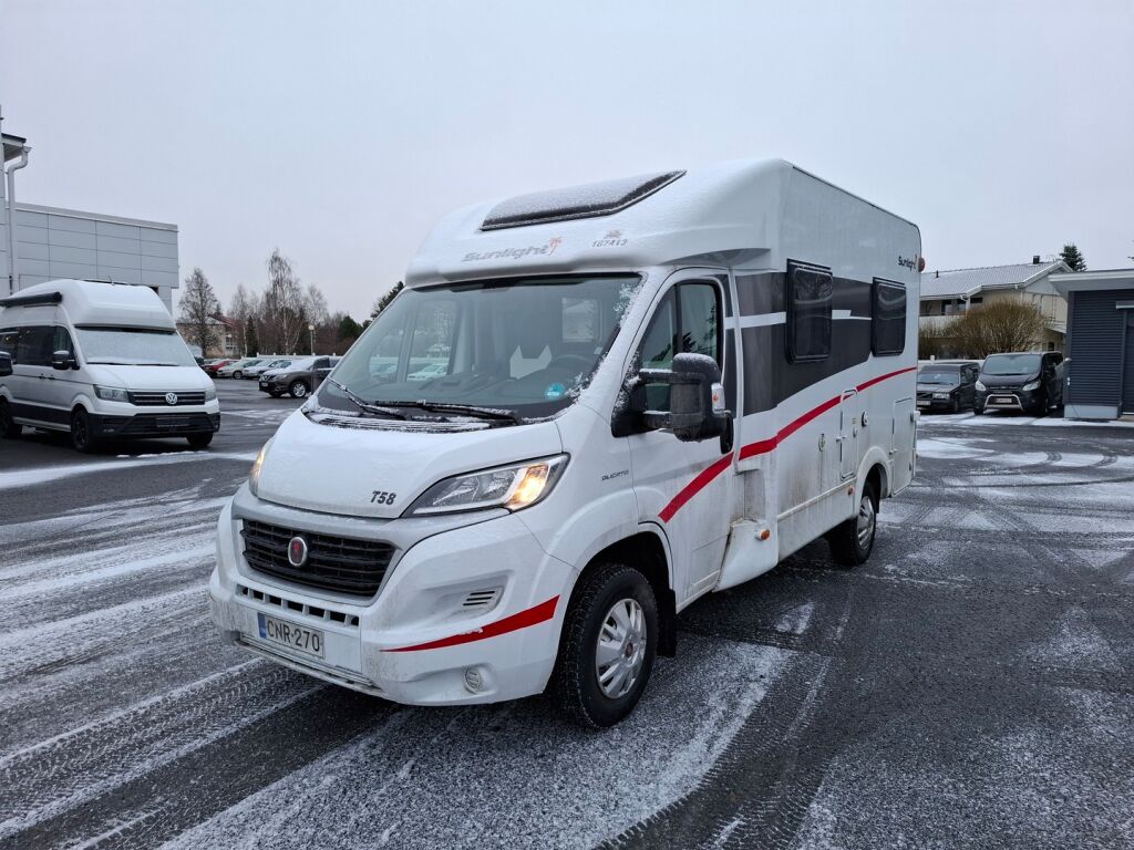 Sunlight T 58 2021 Musta