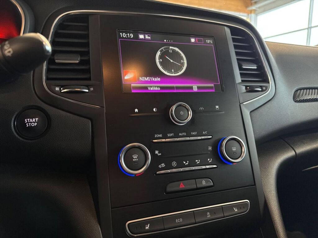 Renault Megane 2019 Punainen