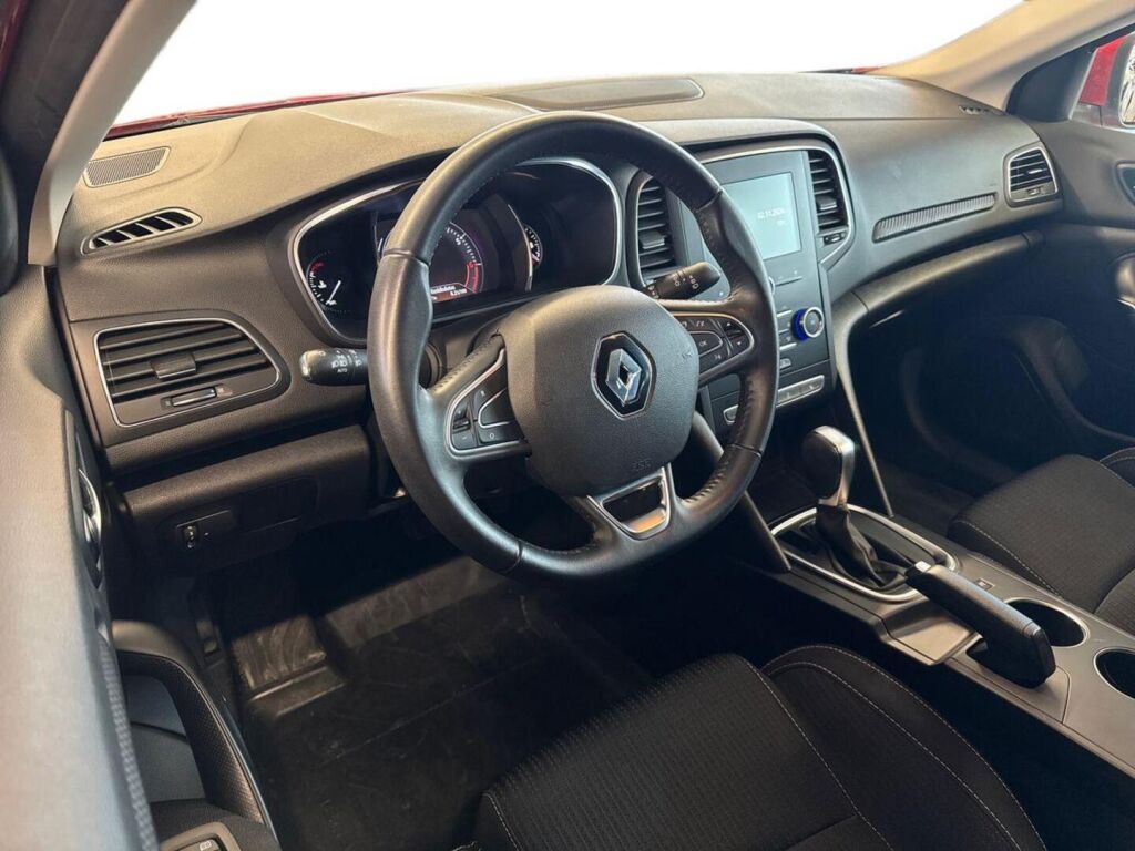 Renault Megane 2019 Punainen