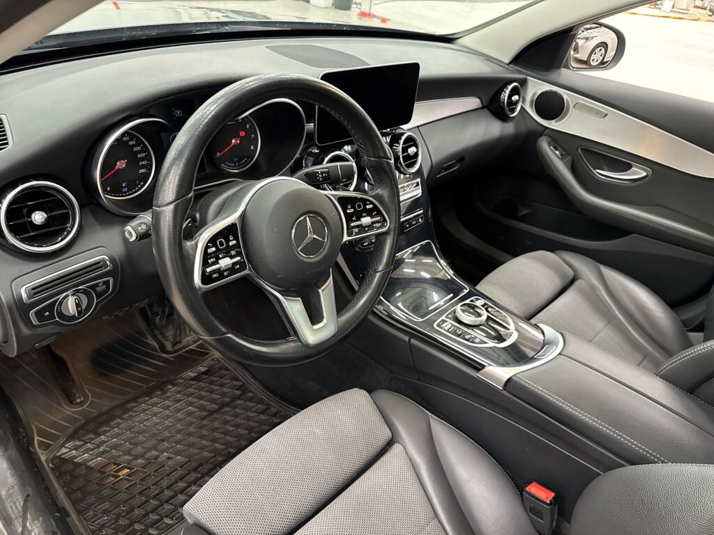 Mercedes-Benz C 2019 Harmaa