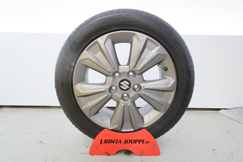 Suzuki Vitara 2020 Musta