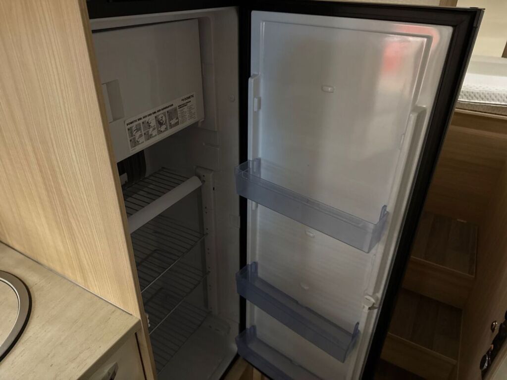 Bürstner Nexxo time T690G 2019 Valkoinen