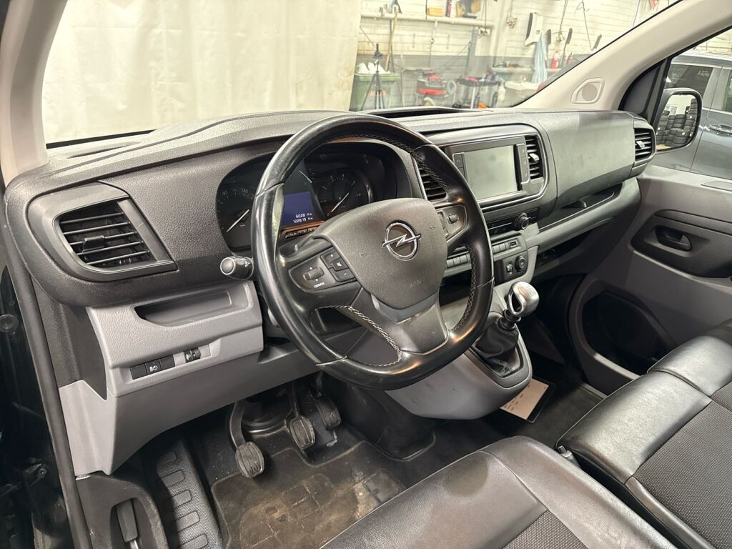 Opel Vivaro 2019 Musta