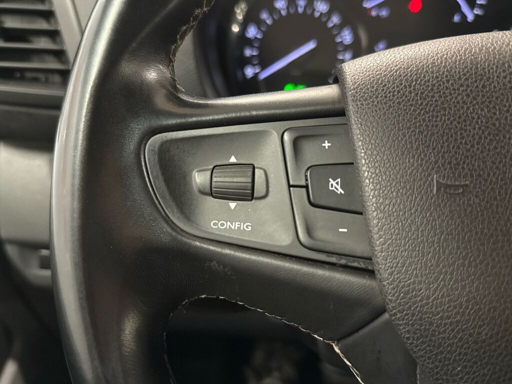 Opel Vivaro 2019 Musta