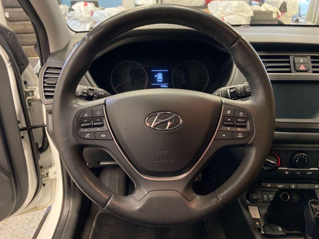 Hyundai i20 Active Cross 2019 Valkoinen