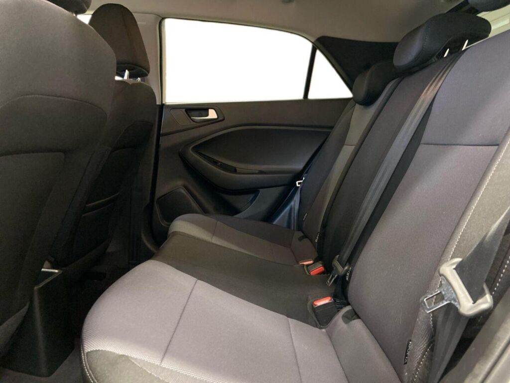 Hyundai i20 Active Cross 2019 Valkoinen