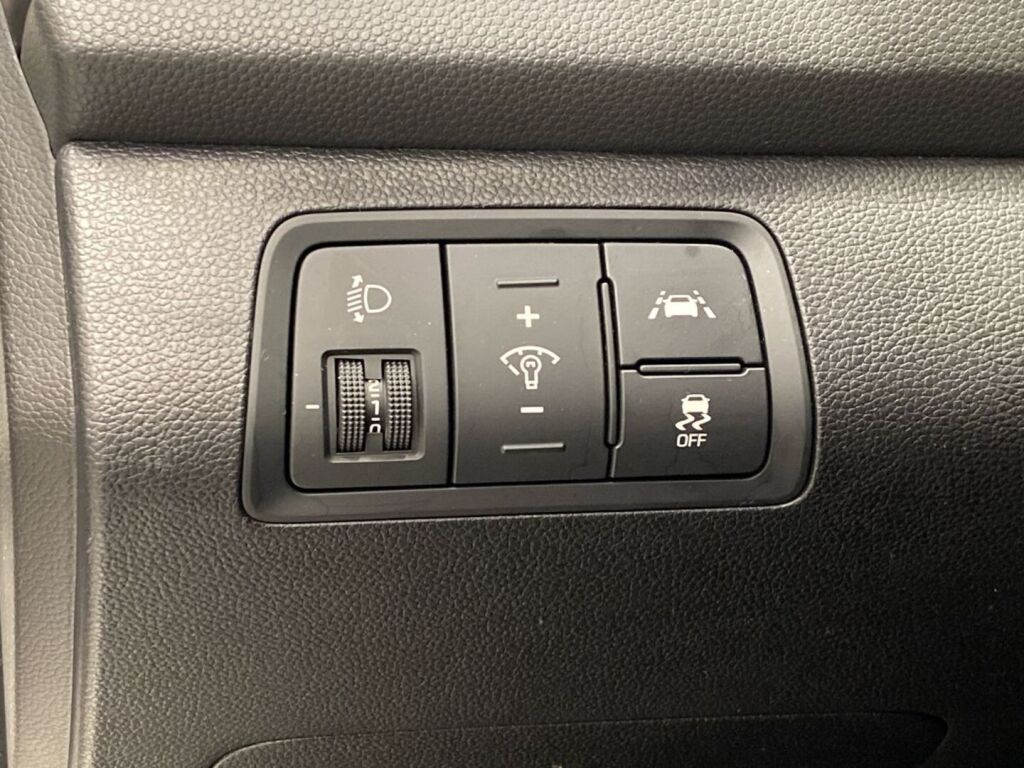 Hyundai i20 Active Cross 2019 Valkoinen