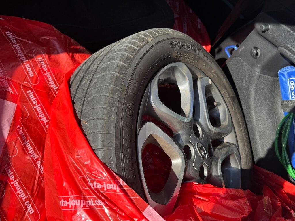 Hyundai i20 Active Cross 2020 Sininen